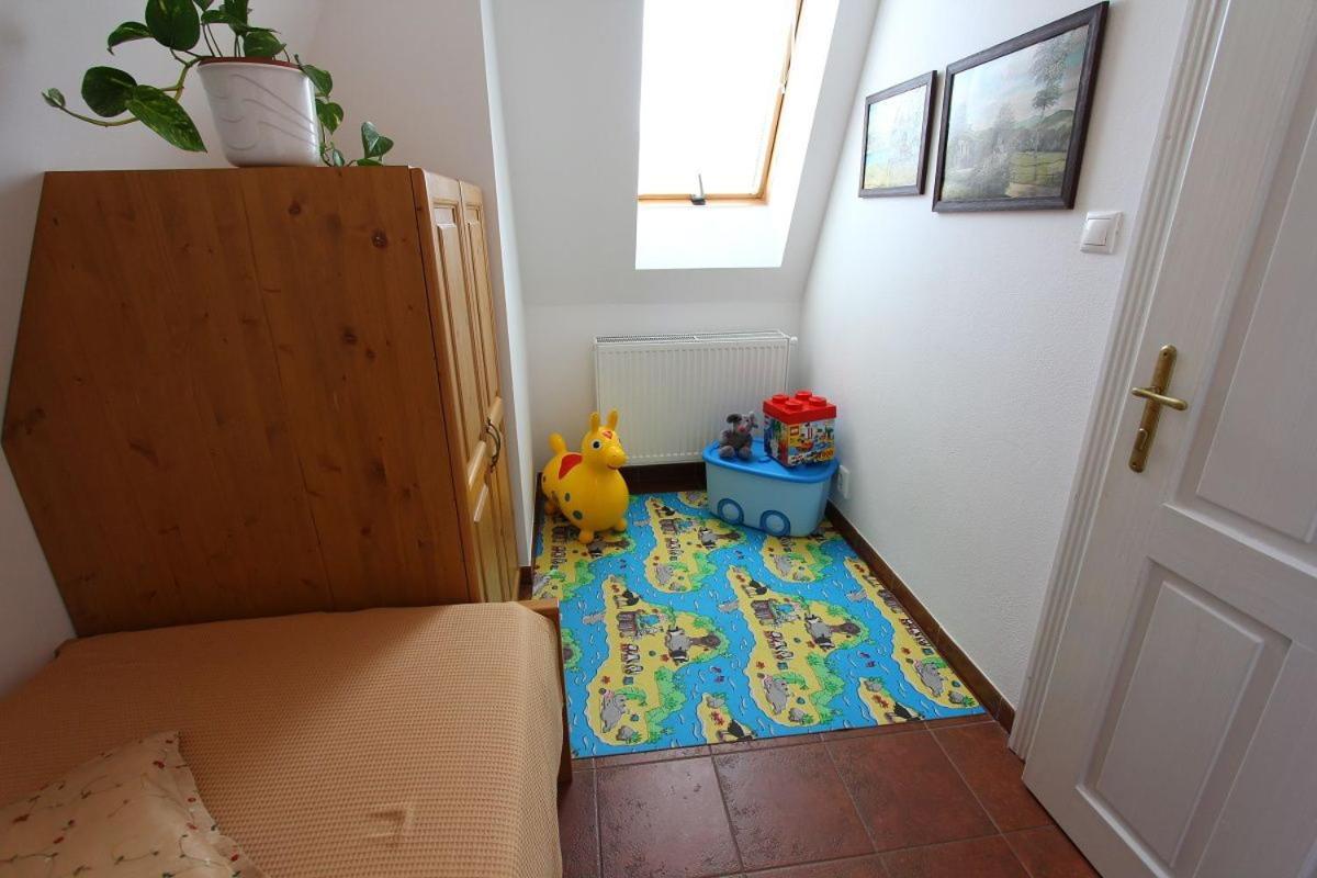 Penzion Jelen Vranov nad Dyjí Buitenkant foto