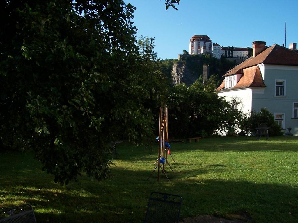 Penzion Jelen Vranov nad Dyjí Buitenkant foto