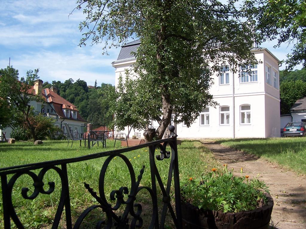 Penzion Jelen Vranov nad Dyjí Buitenkant foto